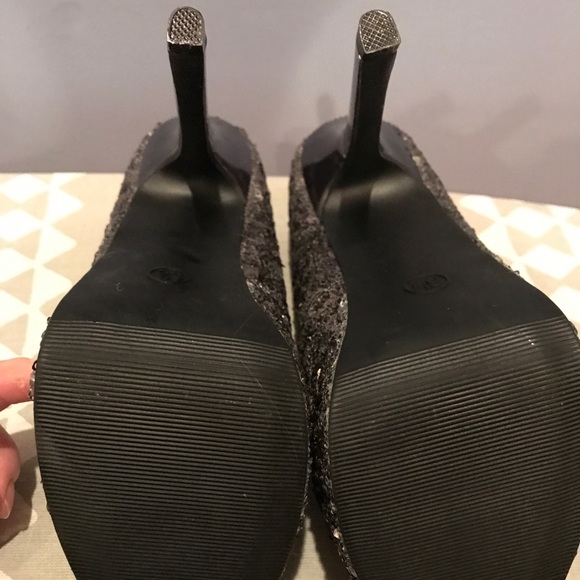 Sequined High Heels - Size 6 1/2 - Picture 3 of 3